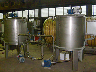 Емкость из нержавеющей стали Емкость из нержавеющей стали